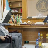 الرئيس الزُبيدي يطّلع على مستجدات الأوضاع في محافظة شبوة