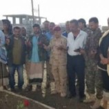 وضع اكليل من الزهور تكريماً لشهداء مجزرة سناح بالضالع