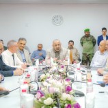 الرئيس الزُبيدي يزور مصافي عدن ويشدد على ضرورة وسرعة تشغيلها