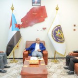 الكثيري يطّلع على آليات تطوير عمل الهيئة العامة للبريد