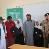 سقطرى..المحافظ الثقلي يطلق مشروع توزيع الأثاث المدرسي