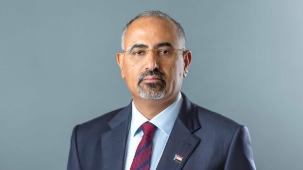 الرئيس الزُبيدي يصدر قراراً بإعادة تشكيل الهيئة التنفيذية بانتقالي محافظة شبوة
