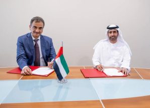 بدعم من دولة الإمارات.. محافظ عدن يوقّع اتفاقية بناء مستشفى مع كافة ملحقاته