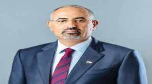 الرئيس الزُبيدي يبعث برقية تعزية لوفاة المناضل اللواء صلاح بن سعادين اليافعي