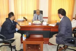 رئيس نيابة استئناف الأموال العامة بعدن يبحث مع وفد “اليونسكو” تعزيز التعاون لحماية الآثار