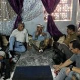 رئيس تنفيذية الانتقالي بحضرموت يطمئن على صحة المناضل أحمد الدقيل