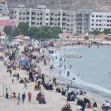 وفاة أربعة شبان غرقا في شاطئ جولد مور بالعاصمة عدن