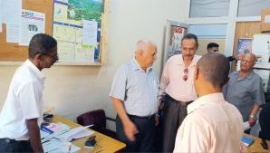مدير عام صحة عدن يتفقد مستشفى الأمراض النفسية والعصبية في الشيخ عثمان