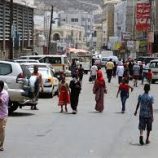 معاناة عدن.. موجة حر شديدة ورطوبة خانقة وكهرباء منعدة