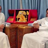 اللواء بن بريك يزور اللواء الركن فرج البحسني للاطمئنان على صحته ويبحث معه أوضاع حضرموت