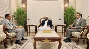 المحرمي يناقش مع رئيس مجلس أدارة صندوق صيانة الطرق المشاريع الحيوية