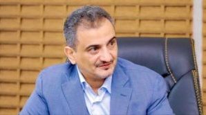 محافظ عدن يشكل رقابة حازمة لوقف احتكار التجار للمواد الغذائية
