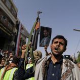 مليشيا الحوثي تختطف مسؤولين محليين وشخصيات اجتماعية في دمت وجبن