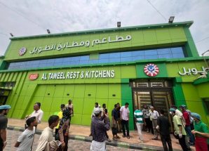 مأمور الشيخ عثمان وسام معاوية ينفذ حملة لإغلاق المطاعم المخالفة للأسعار