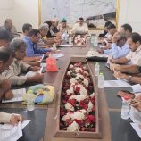 فيما بلغت إجمالي الموارد المحلية والمشتركة من يناير حتى يونيو من العام الجاري أكثر من ملياري ونصف المليار ريال.. تنفيذي المنصورة يناقش إنجازات مكتب المالية ويحث على تعزيز الجهود لتحقيق التنمية بالمديرية
