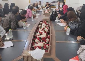 خلال ترأسه إجتماعاً بمدراء المدارس الحكومية والأهلية..  مدير عام المنصورة يشدد على إعادة النظر لرسوم المدارس الخاصة والتعامل بالعملة المحلية