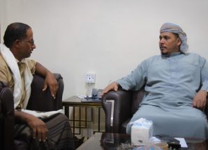 محافظ سقطرى يوجه بتشكيل لجان مجتمعية لمراقبة أسعار السلع في حديبوه وقلنسية