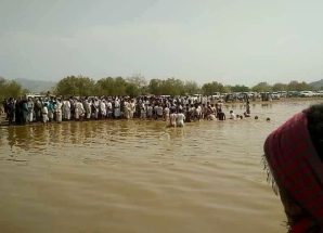 المحافظ بن الوزير يوجه بسرعة رصد الاضرار، أمطار غزيرة وسيول جارفة تخلف 6 وفيات وخسائر مادية بشبوة.
