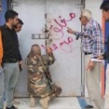 اغلاق عدد من محال الصرافة لامتناعها بيع العملات الاجنبية تزامناً مع تحسن العملة المحلية