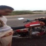 القبض على سارق للدراجات النارية من قبل قوات الحزام الأمني