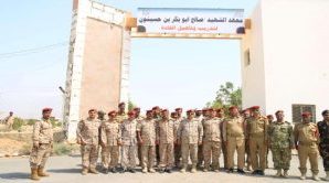 الداعري يعقد اجتماعاً موسعاً بقيادة المنطقة العسكرية الثانية بالمكلا