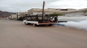 بإشراف الشوبجي ومكتب الصحة تواصل فرق الرش الضبابي ومكافحة البعوض عملها في مديرية البريقة