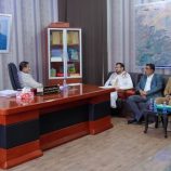 المحافظ بن الوزير يناقش مع مؤسسة الكهرباء والسلطة المحلية أوضاع كهرباء عسيلان