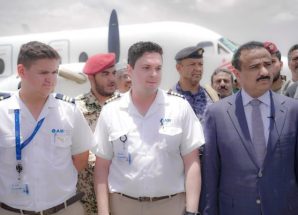 شبوة…المحافظ يعلن عن مبادرة لدعم تذاكر رحلات اليمنية من و إلى مطار عتق الدولي