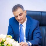 وزير الدولة محافظ عدن يعزي بوفاة أحمد بن طالب الخليفي