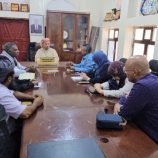 محافظ سقطرى يلتقي فريق منظمة الصحة العالمية لمتابعة مشروع “صحة ساقطري” بدعم من مؤسسة إرث زايد