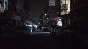 استياء شعبي واسع بسبب انهيار منظومة الكهرباء في العاصمة عدن