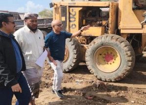 منصورة عدن تدشن دوار بئر فضل بالشراكة مع القطاع الخاص