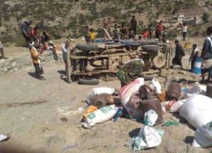 وفاة طفل وإصابة ثلاثة إثر انقلاب سيارة في القبيطة بلحج