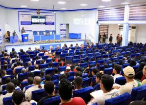 المحافظ بن ماضي يُدشن “أسبوع البحث العلمي الدولي الرابع” بجامعة حضرموت