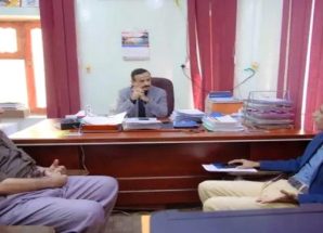 محافظ شبوة يتابع واقع التعليم ويوجّه بصرف عاجل للرواتب لضمان الانضباط وتجاوز التحديات