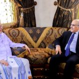 الكثيري يطّلع على أوضاع جامعة الأحقاف وتخصصاتها الأكاديمية