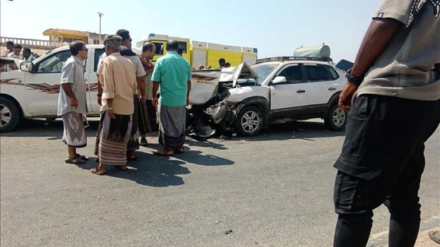 حادث مروري يتسبب بتصادم خمس سيارات في المكلا