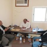 رئيس نيابة سقطرى يناقش مع مدير الميناء ومدير الجمارك تعزيز التنسيق