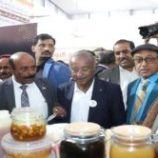 الشيخ لحمر يدشن مهرجان شبوة الأول للعسل