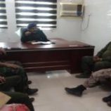 اجتماع أمني بلحج لمواجهة سرقة الكابلات والممتلكات الحكومية