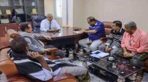 رئيس انتقالي لحج يناقش مع محافظ المحافظة استعدادات الاحتفال بذكرى الاستقلال