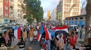 مديرية المعلا تنظم مهرجاناً كرنفالياً حافلاً احتفاءً بالذكرى الـ58 لعيد الاستقلال