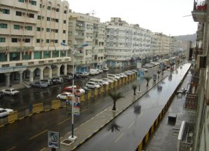 اندلاع حريق في عمارة بالشارع الرئيسي في المعلا