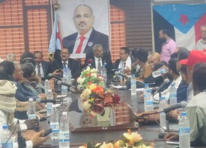 السلطة المحلية بمحافظة لحج تعلن تأييدها الكامل لقرارات الرئيس الزُبيدي ودعمها لإرادة الشعب في إعلان دولة الجنوب العربي