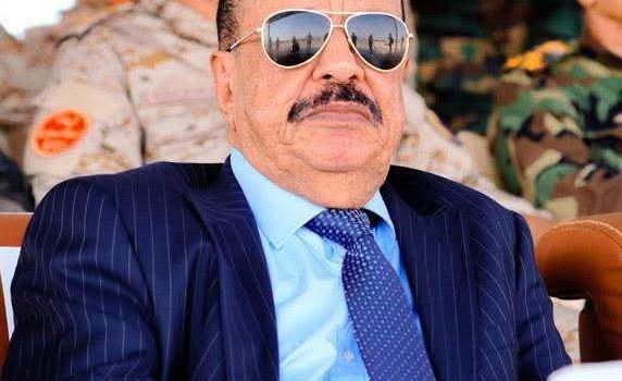 اللواء بن بريك يوجه رسالة هامة لأبناء حضرموت