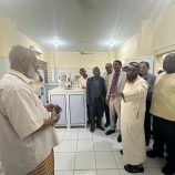 أبين…فريق من وزارة الزراعة والأسماك يتفقد محطة أبحاث الكود الزراعية