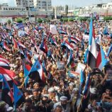 وصول موكب قبائل الصبيحة إلى ساحة الاعتصام بعدن