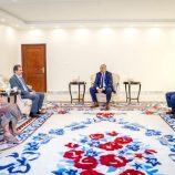 الرئيس الزُبيدي يطّلع على المخطط الإنشائي لمشروع مركز المؤتمرات والمعارض بمحافظة شبوة