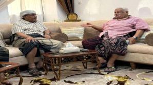 الكثيري يزور اللواء عبدالرحيم عتيق في سيئون ويشيد بإسهاماته الوطنية الرائدة