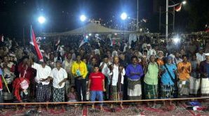 أمسية تراثية وشعرية حاشدة في ساحة اعتصام المكلا تطالب بإعلان دولة الجنوب العربي